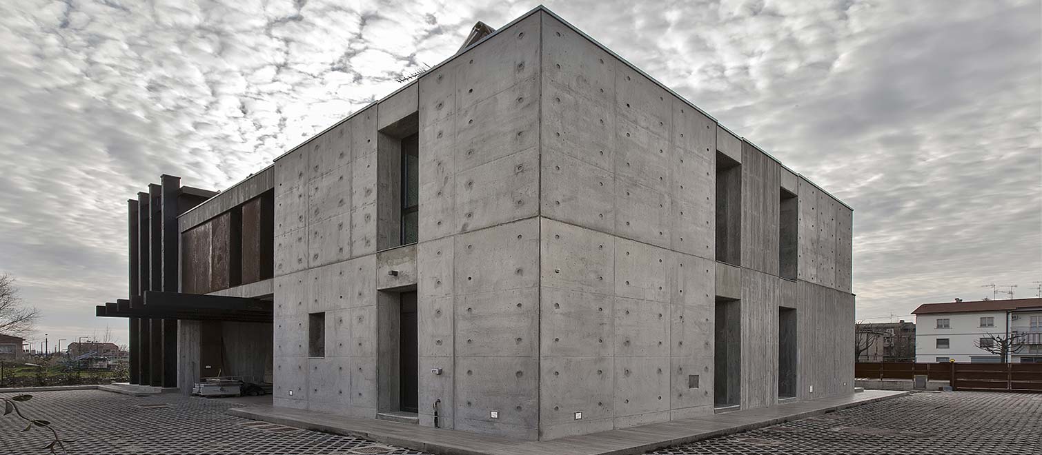 Villa Santi Giraldi Associati Villa Santi Giraldi Associati